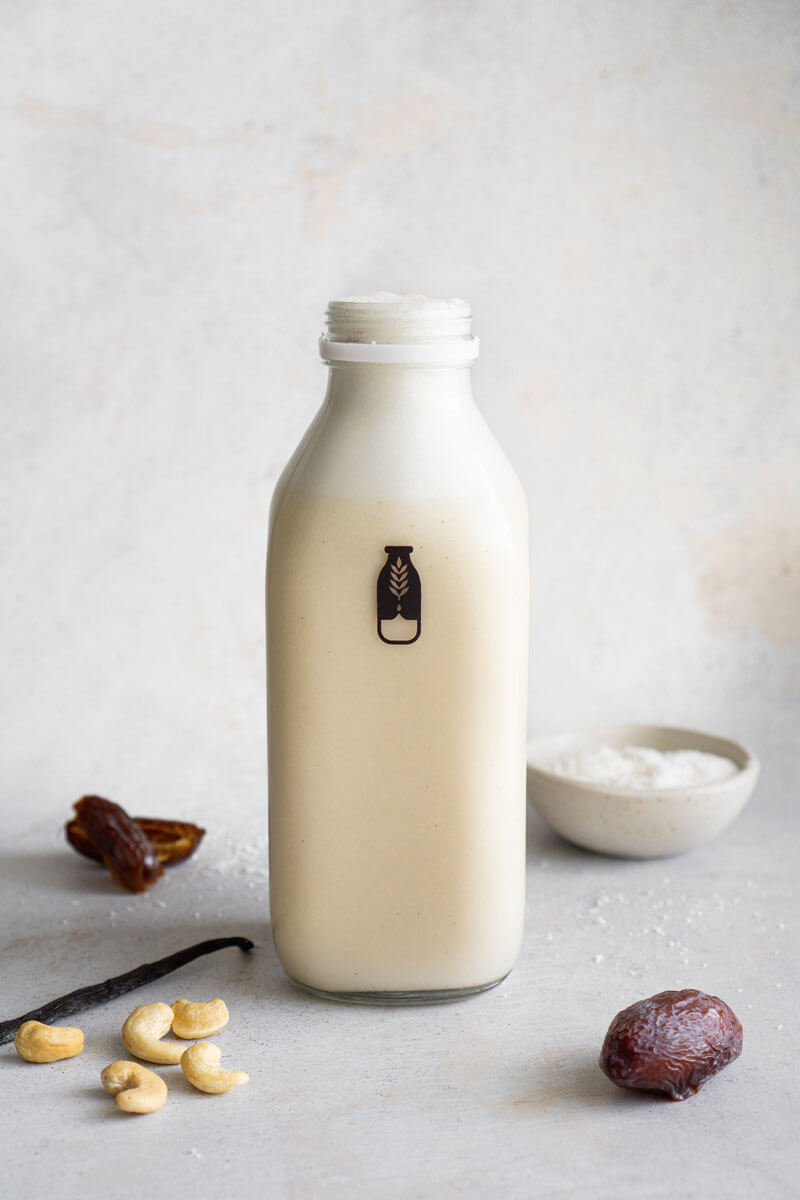 Lait de noix de cajou et de coco