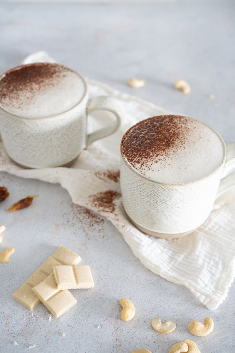 Warme Witte Chocolademelk
