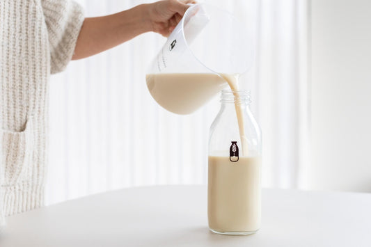 Växtmjölk för bebisar och småbarn: vad är tillåtet?